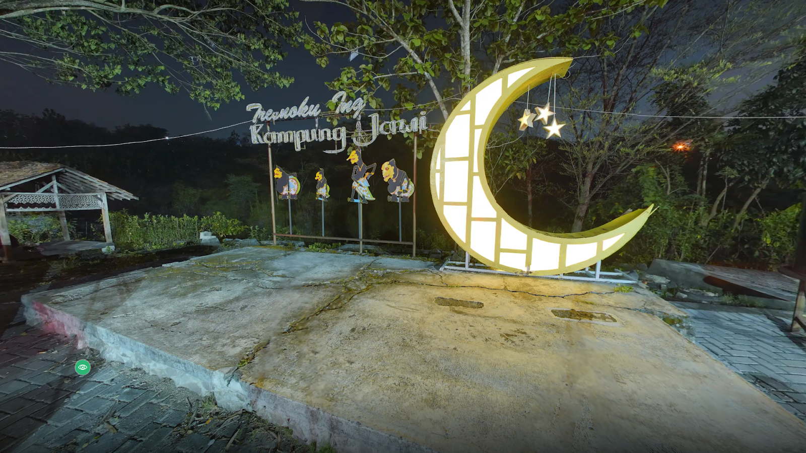 Menjelajah Mesin Waktu Kuliner di Angkringan Kampung Jawi Semarang: Sensasi Jajan Pakai Uang Kepeng!