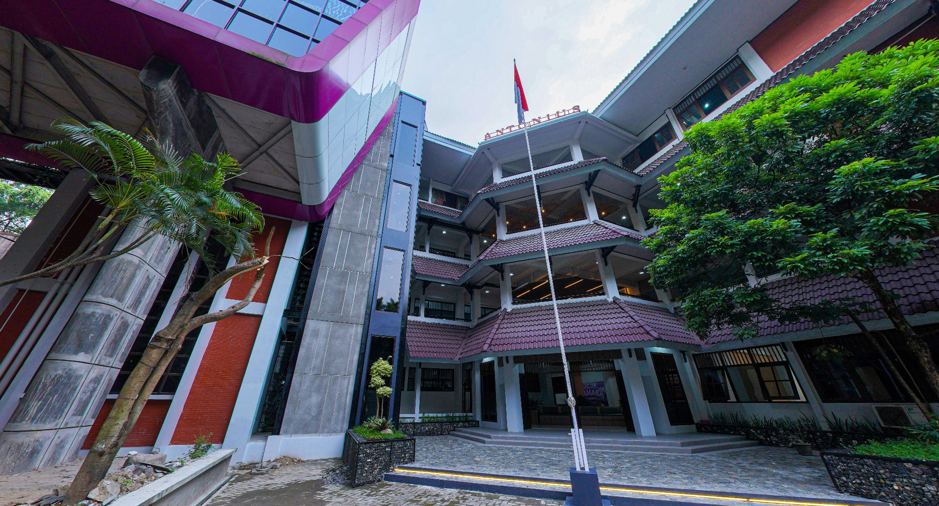 Jejak Pendidikan, Nilai Kemanusiaan, dan Inovasi di Semarang Universitas Katolik Soegijapranata